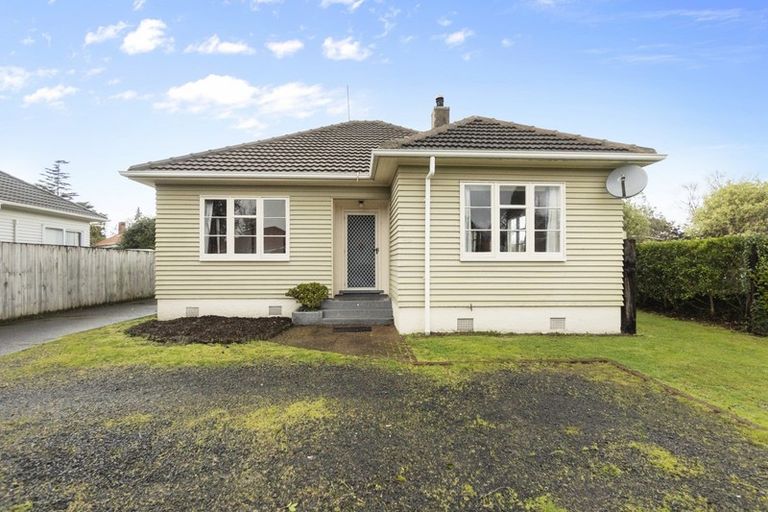 Photo of property in 43 Jellicoe Drive, Hamilton East, Hamilton, 3216