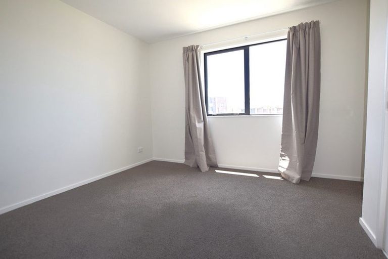 Photo of property in 45 Jabuka Street, Glen Eden, Auckland, 0602