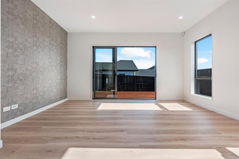 Photo of property in 61 Ta Moko Drive, Gulf Harbour, Whangaparaoa, 0930