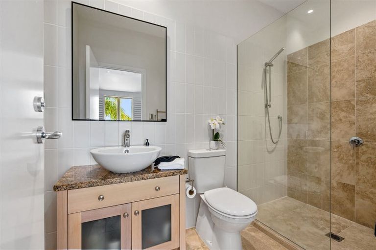 Photo of property in 140 Gills Road, Albany Heights, Auckland, 0632