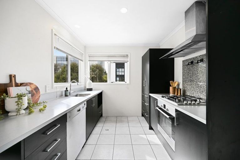 Photo of property in 3a Scotland Place, Hillcrest, Hamilton, 3216