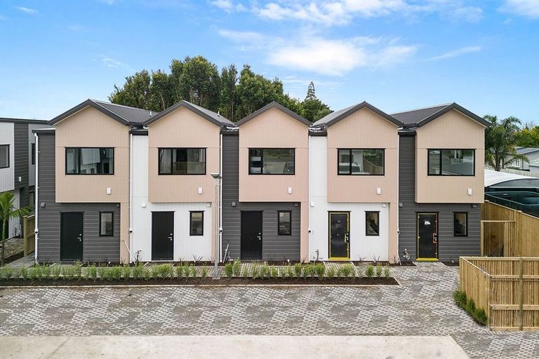 Photo of property in 19/12 Arney Road, Ranui, Auckland, 0612