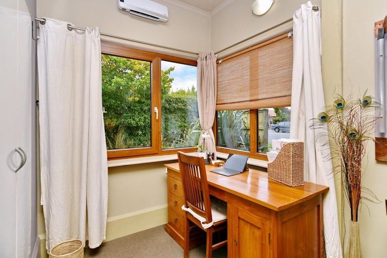 Photo of property in 16 Estuary Road, New Brighton, Christchurch, 8061
