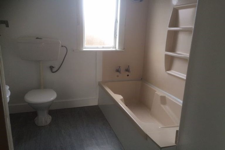 Photo of property in 12a Kauri Street, Miramar, Wellington, 6022