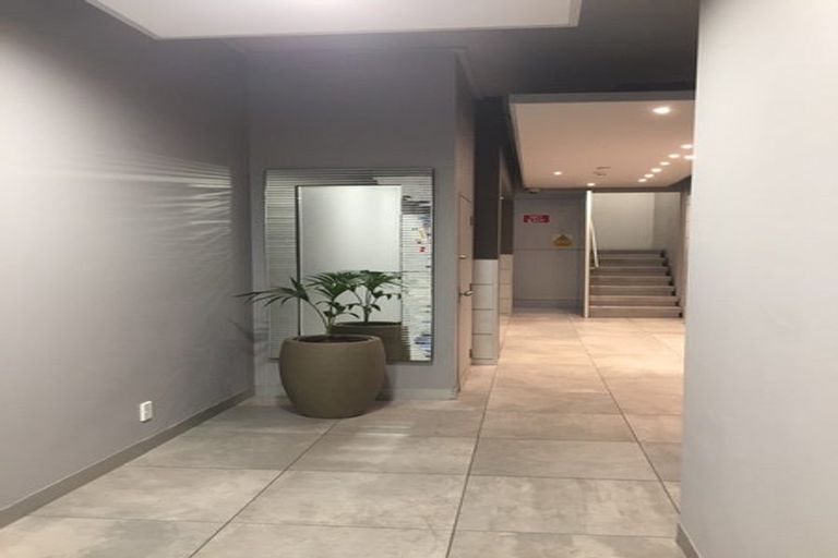 Photo of property in Gerondis Bldg Apartments, 408/60 Willis Street, Wellington Central, Wellington, 6011