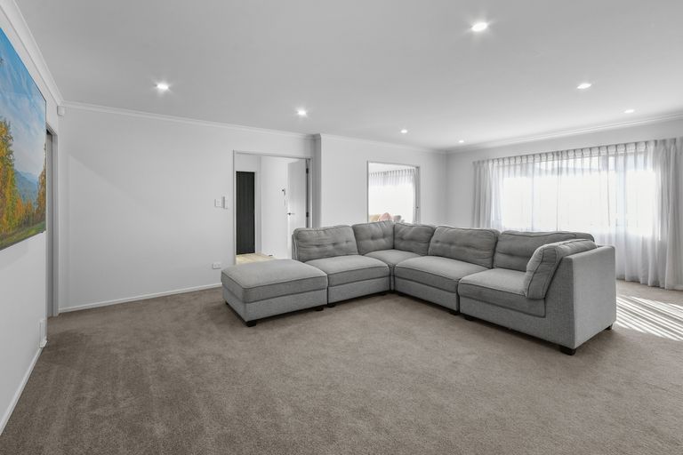 Photo of property in 28 Thomason Crescent, Pokeno, 2402