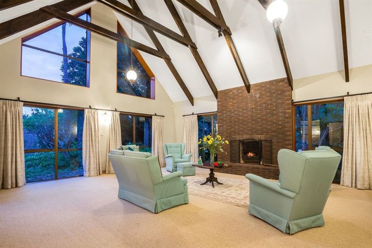 Photo of property in 14 Ngarara Road, Waikanae, 5036