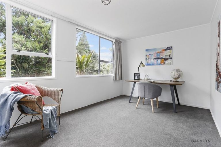 Photo of property in 201 Godley Road, Titirangi, Auckland, 0604