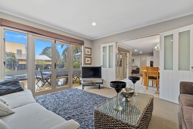 Photo of property in 12 Parkwood Place, Huntington, Hamilton, 3210