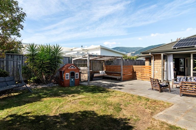 Photo of property in 20 Cambelldon Crescent, Stoke, Nelson, 7011