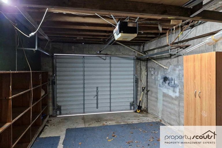 Photo of property in 16 Carlton Terrace, Westown, New Plymouth, 4310