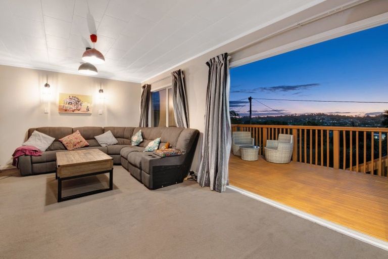 Photo of property in 29 Melandra Road, Stanmore Bay, Whangaparaoa, 0932