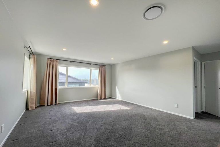Photo of property in 12 Kota Lane, Hobsonville, Auckland, 0616