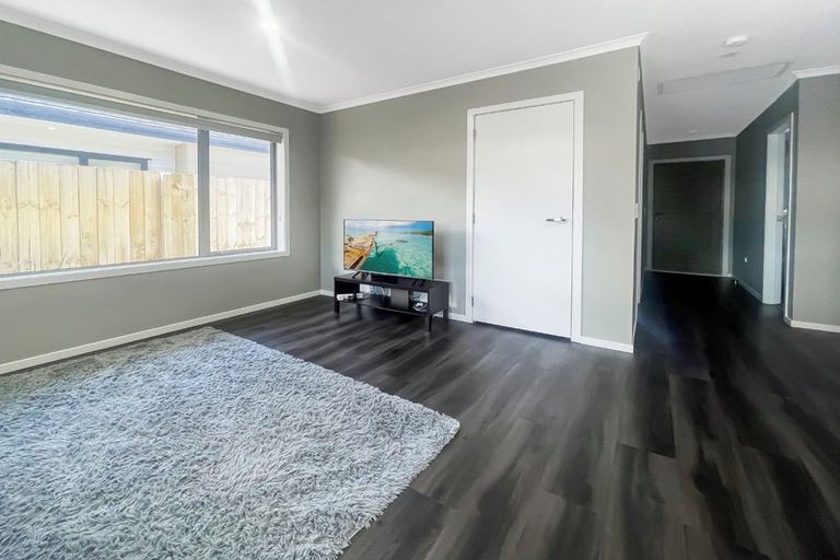 Photo of property in 7 Ron Fawcett Way, Wainuiomata, Lower Hutt, 5014