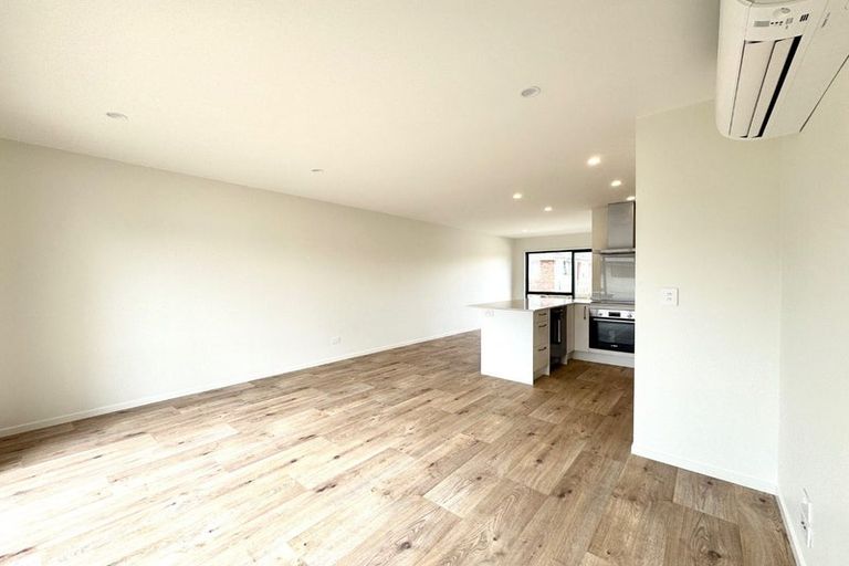 Photo of property in 22 Royton Avenue, Mangere East, Auckland, 2024