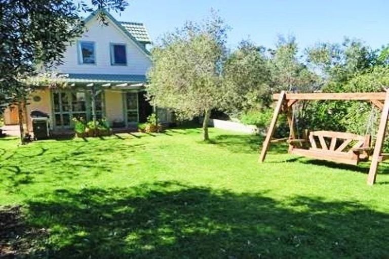 Photo of property in 22 Forest Lane, Raumati South, Paraparaumu, 5032