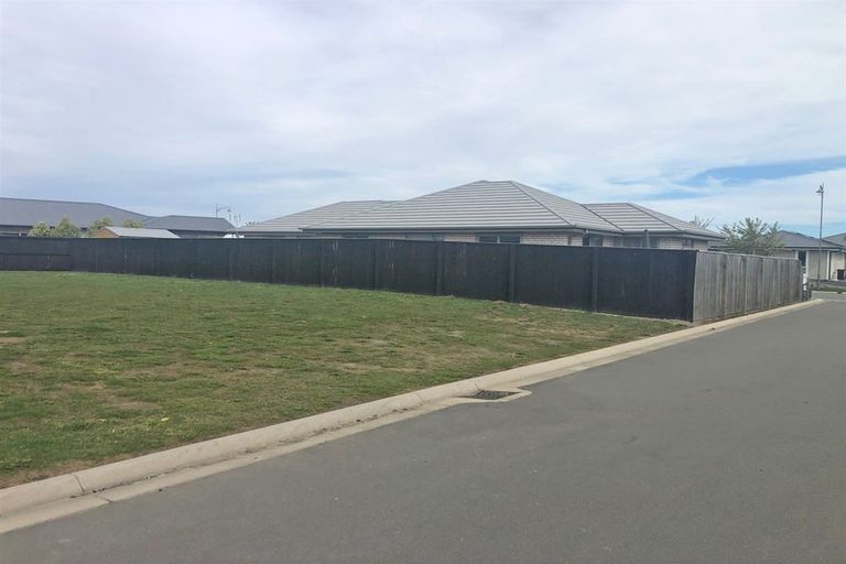 Photo of property in 5e Ballinger Place, Kaiapoi, Woodend, 7630