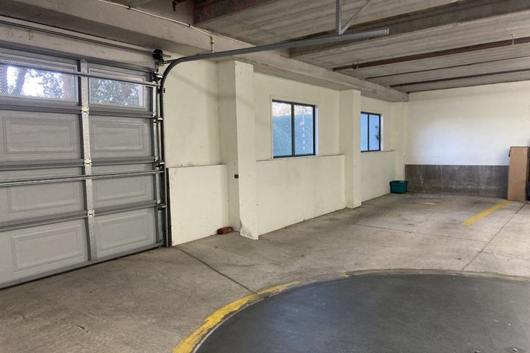 Photo of property in 80u8 Salamanca Road, Kelburn, Wellington, 6012