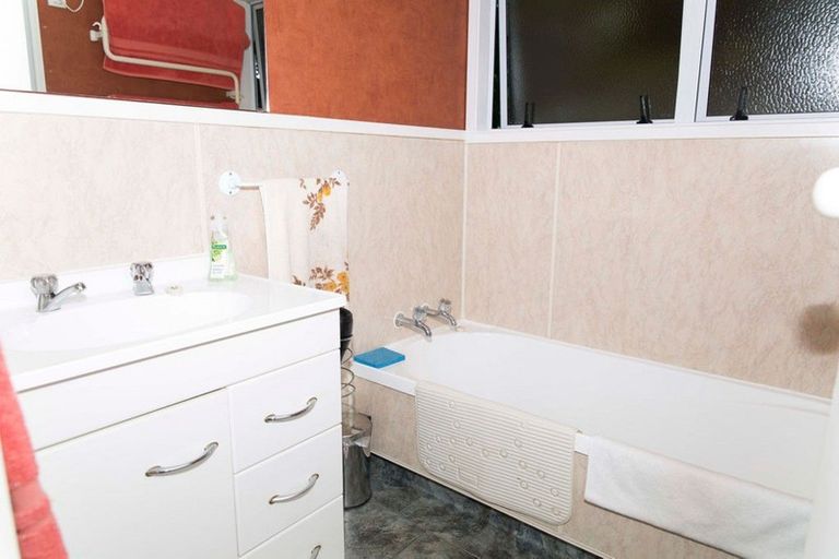 Photo of property in 5 Manila Street, Dannevirke, 4930