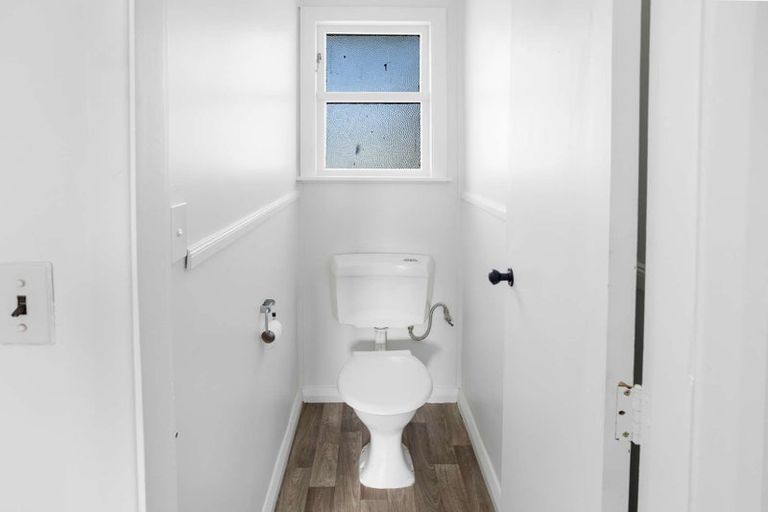 Photo of property in 1238 Cunningham Crescent, Mayfair, Hastings, 4122