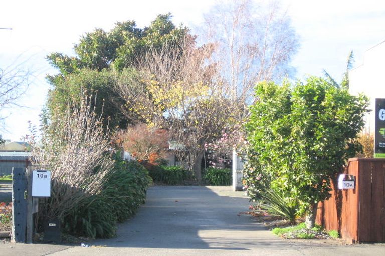 Photo of property in 2/10 Lee Road, Taradale, Napier, 4112