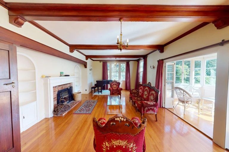 Photo of property in Arlesford House, 202 State Highway 3, Westmere, Whanganui, 4574