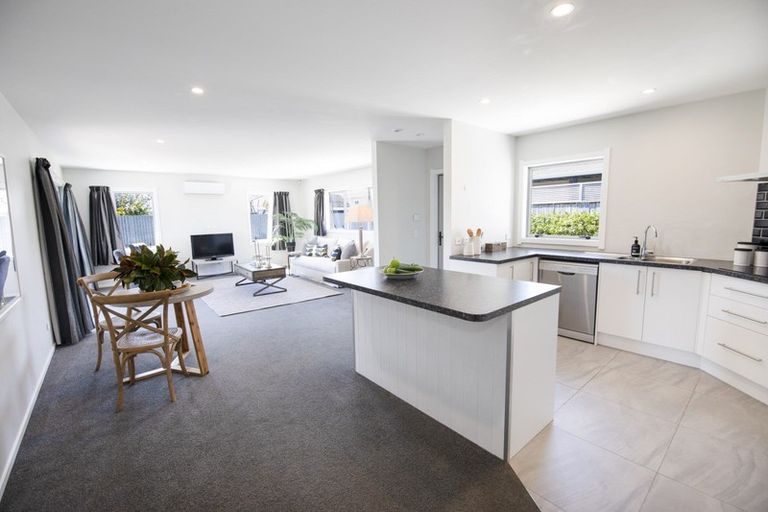 Photo of property in 16a Pembroke Street, Taradale, Napier, 4112