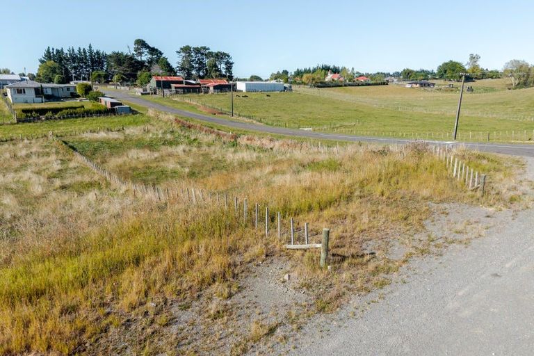 Photo of property in 11 Mount Biggs Road, Halcombe, 4779