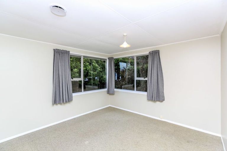 Photo of property in 6 Sycamore Grove, Lower Vogeltown, New Plymouth, 4310