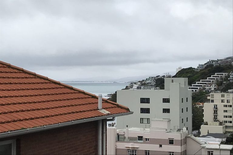 Photo of property in 18u1 Oriental Terrace, Oriental Bay, Wellington, 6011