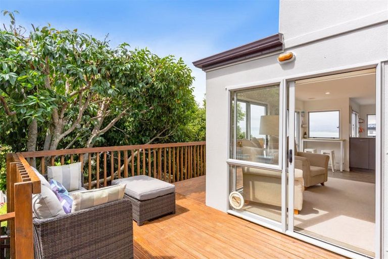 Photo of property in 3 Mariners View Road, Beach Haven, Auckland, 0626