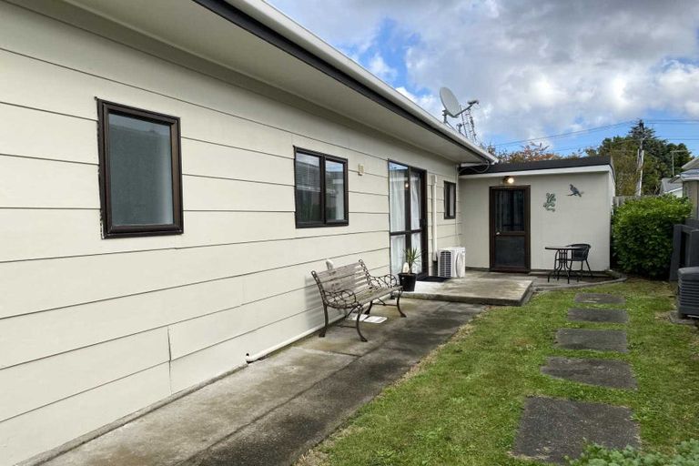 Photo of property in 2d Roberts Avenue, Aramoho, Whanganui, 4500