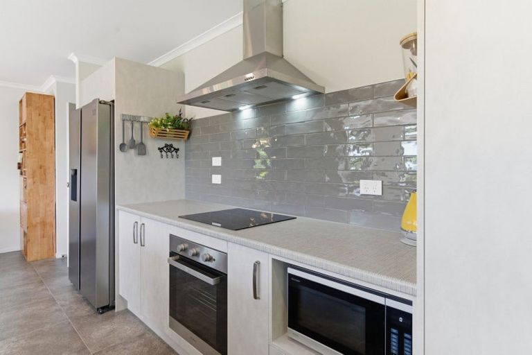 Photo of property in 1 Hanlow Place, Pyes Pa, Tauranga, 3112