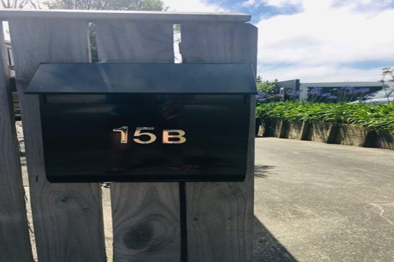 Photo of property in 15 Trinidad Crescent, Grenada Village, Wellington, 6037