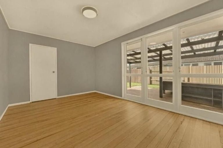 Photo of property in 9 Rata Street, Waiuku, 2123