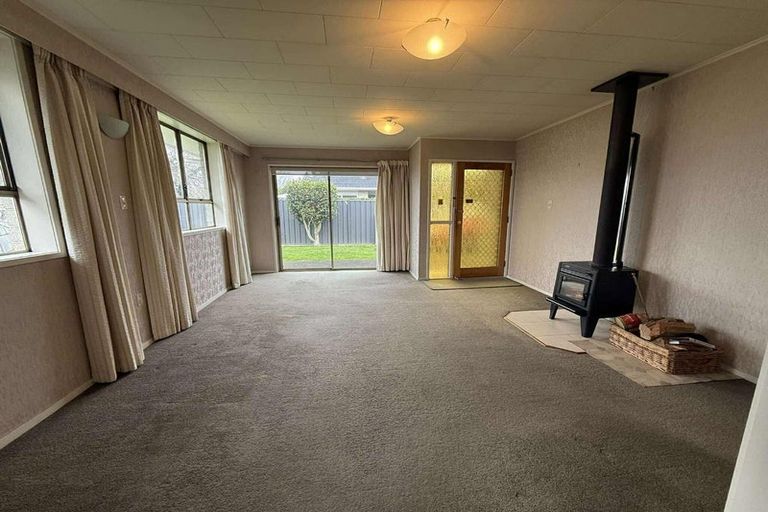 Photo of property in 2/112 Mcleod Street, Camberley, Hastings, 4120