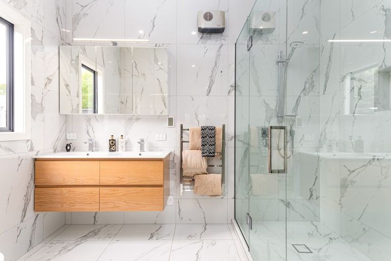 Photo of property in 8 Carnaby Close, St Albans, Christchurch, 8052