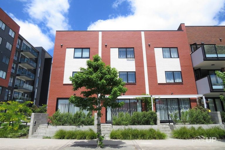 Photo of property in 91b Hobsonville Point Road, Hobsonville, Auckland, 0616