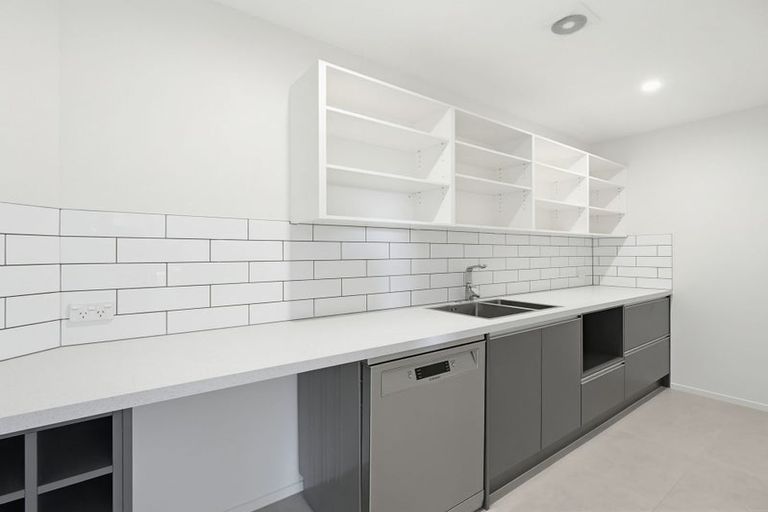 Photo of property in 4 Denton Street, Amberley, 7410
