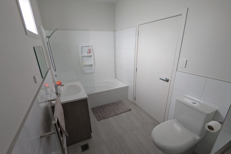 Photo of property in 38 Ceramic Lane, New Lynn, Auckland, 0600