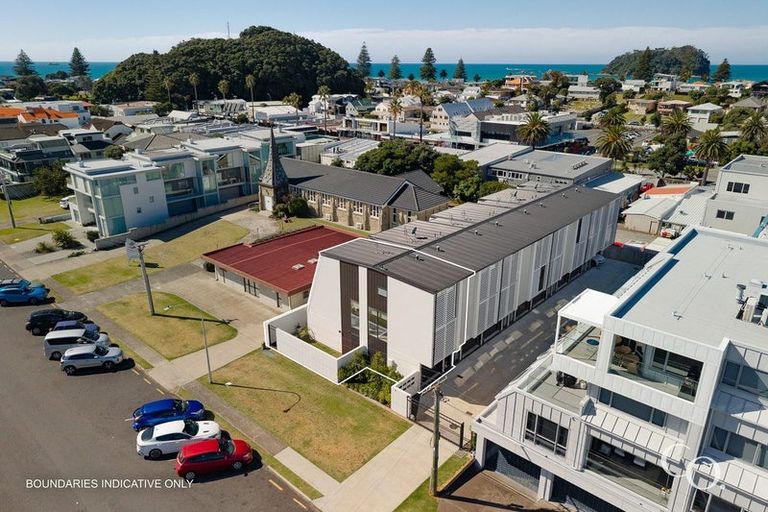Photo of property in 1/17 Victoria Road, Mount Maunganui, 3116