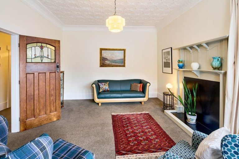 Photo of property in 44 Glen Road, Kelburn, Wellington, 6012