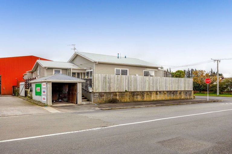 Photo of property in 24 Richmond Street, Fitzroy, New Plymouth, 4312