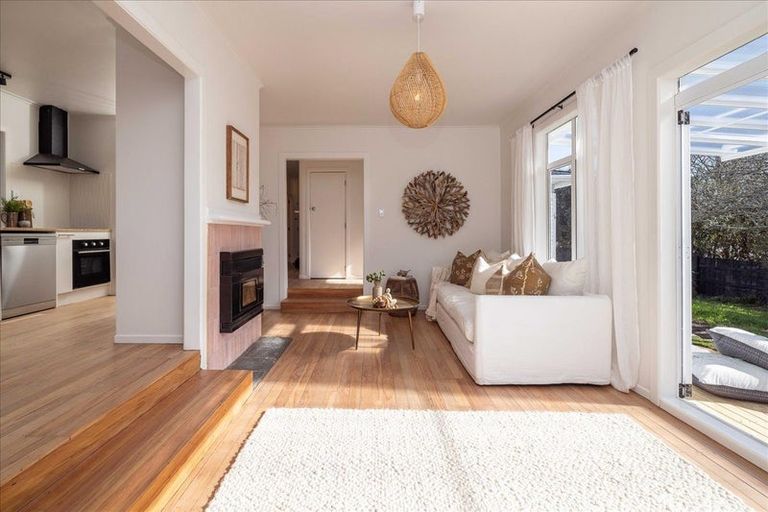 Photo of property in 19 Dunlop Road, Te Puke, 3119