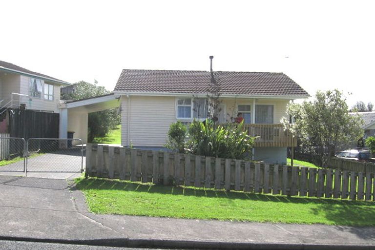 Photo of property in 7 Reverie Place, Massey, Auckland, 0614