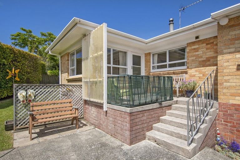 Photo of property in 9 Commins Road, Onerahi, Whangarei, 0110