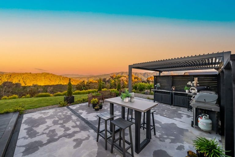 Photo of property in 303 Fairview Drive, Akatarawa, Upper Hutt, 5372