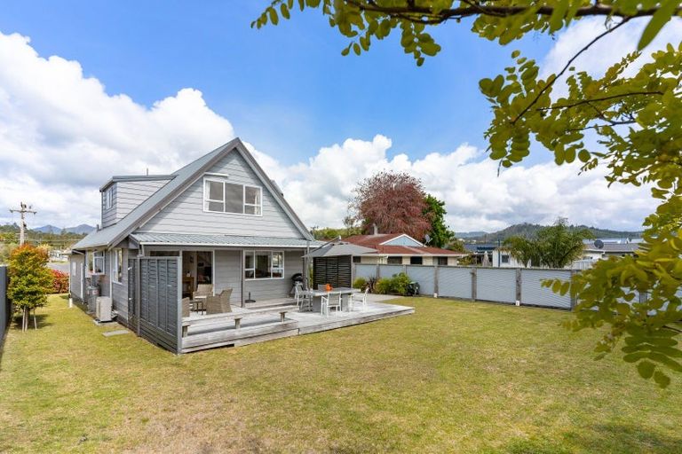Photo of property in 506 Linton Crescent, Whangamata, 3620