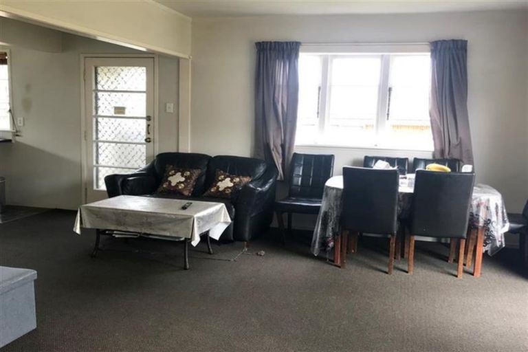 Photo of property in 1/146b Great South Road, Manurewa, Auckland, 2102