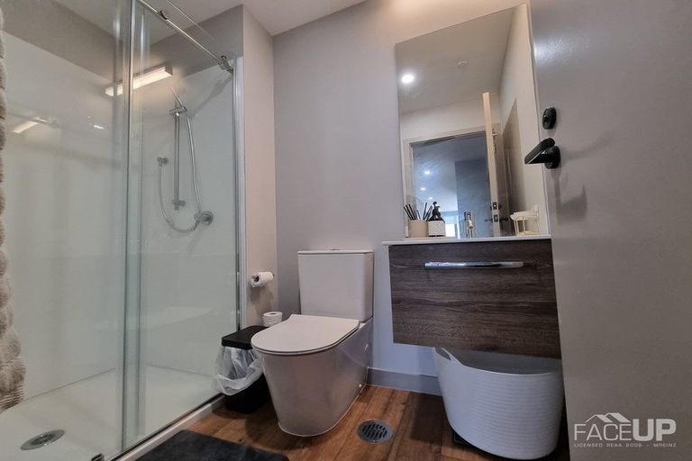 Photo of property in 104/2 Launch Road, Hobsonville, Auckland, 0616